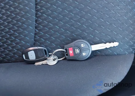 2014 Nissan Sentra Sr z USA, uszkodzony, nr VIN 3N1AB7AP0EY234108